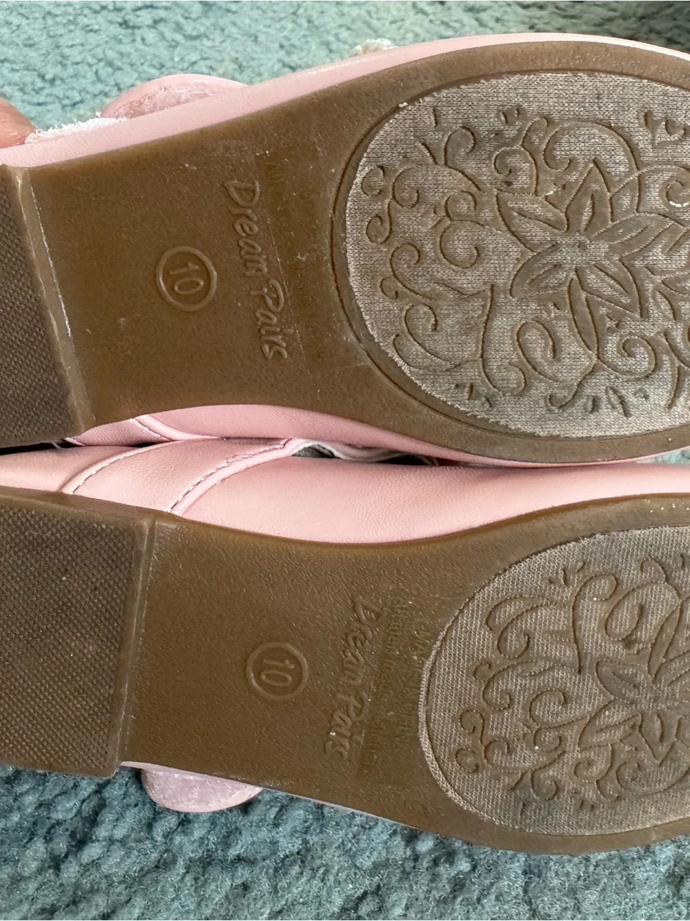 Dream Pairs Girls Pearl Bow Mary Janes in Blush Pink